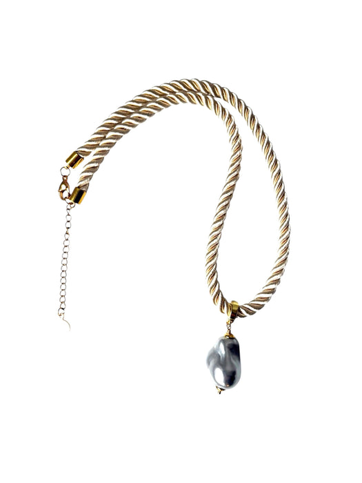 Rope & pearl Necklace