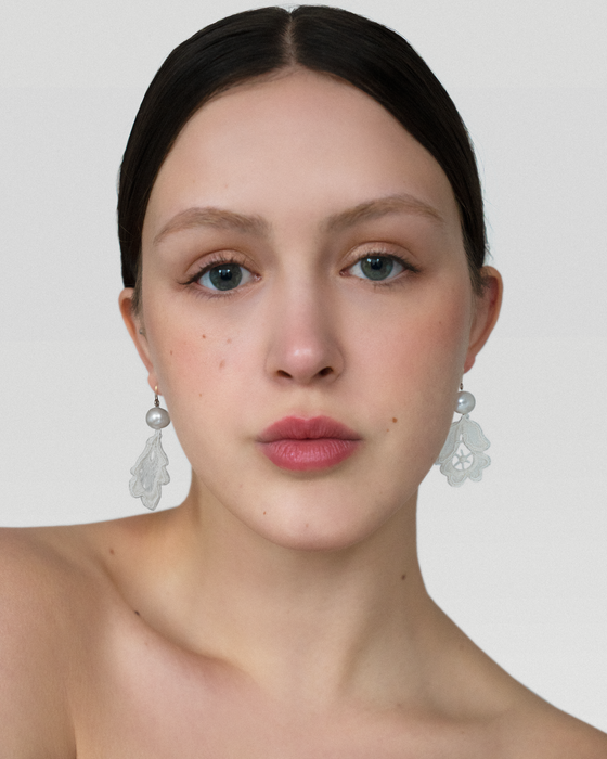Freshwater pearl earrings 